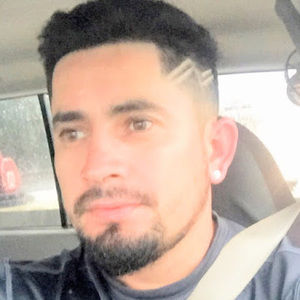 Meet your Posher, Bustos